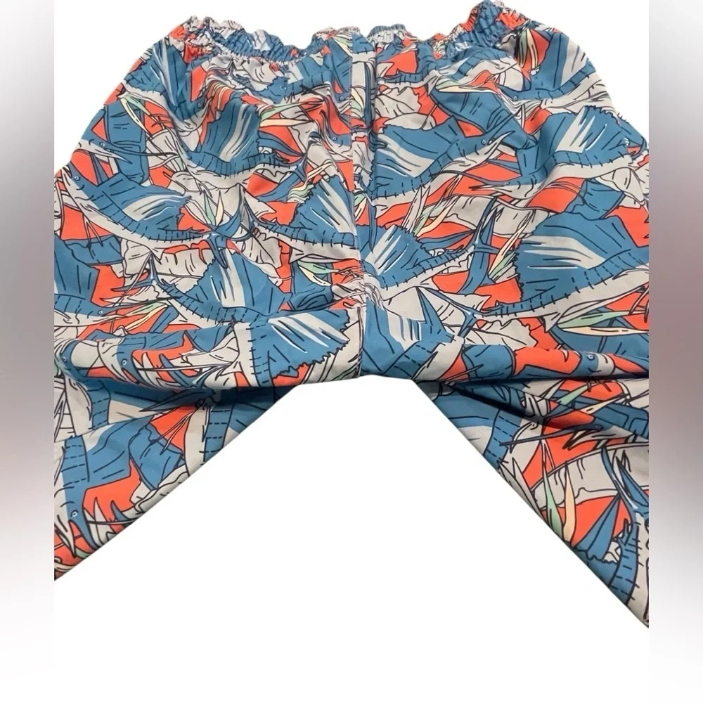🩵🧡Vineyard Vines Blue and Orange Leaf Print Swim Board Shorts. Size 32. Like new